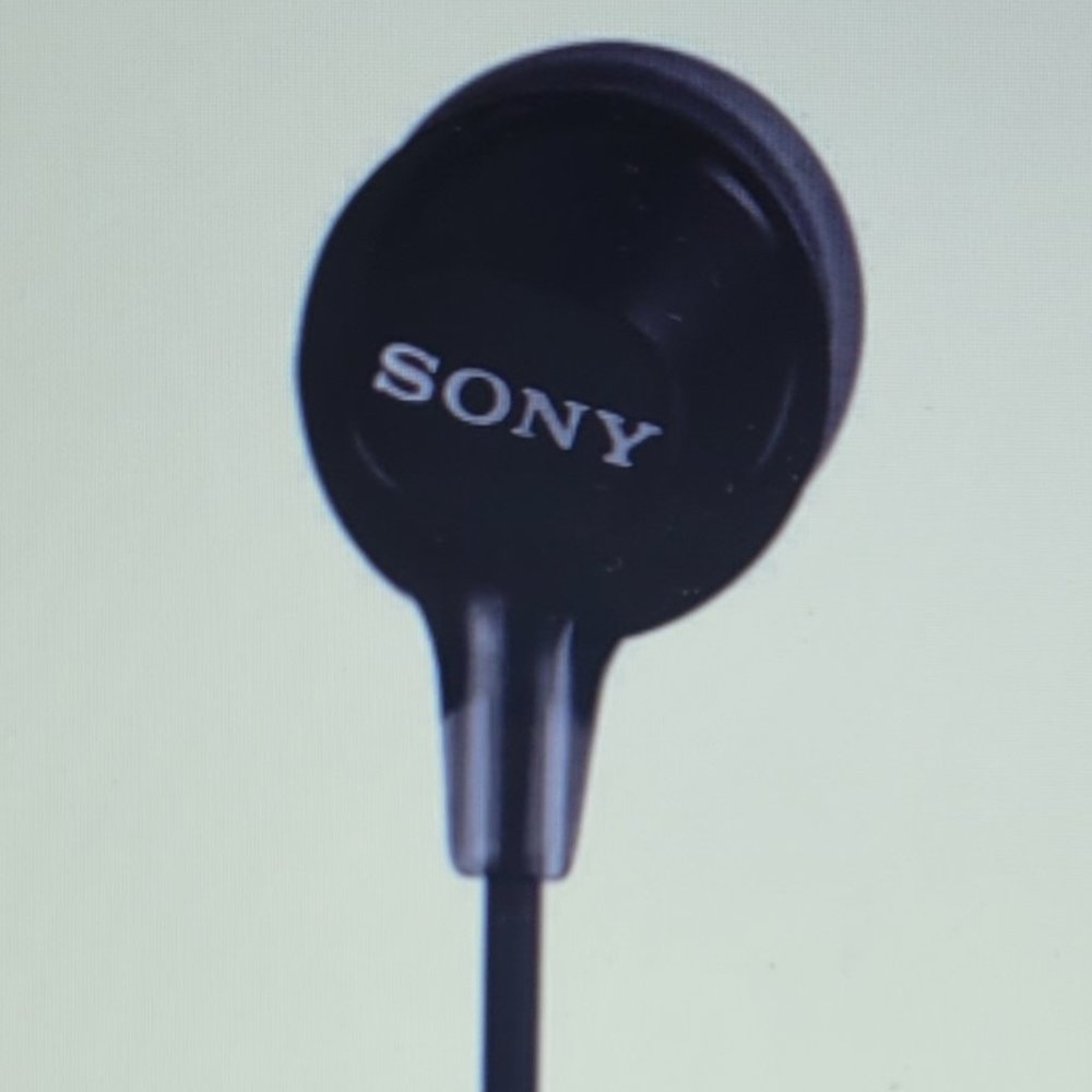 Brand NEW! Sony Comfortable Fit In-Ear Stereo Headphones MDR-EX15LP, Black